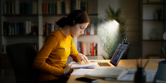 Enhance Your Reading Experience with the Gritin Book Light